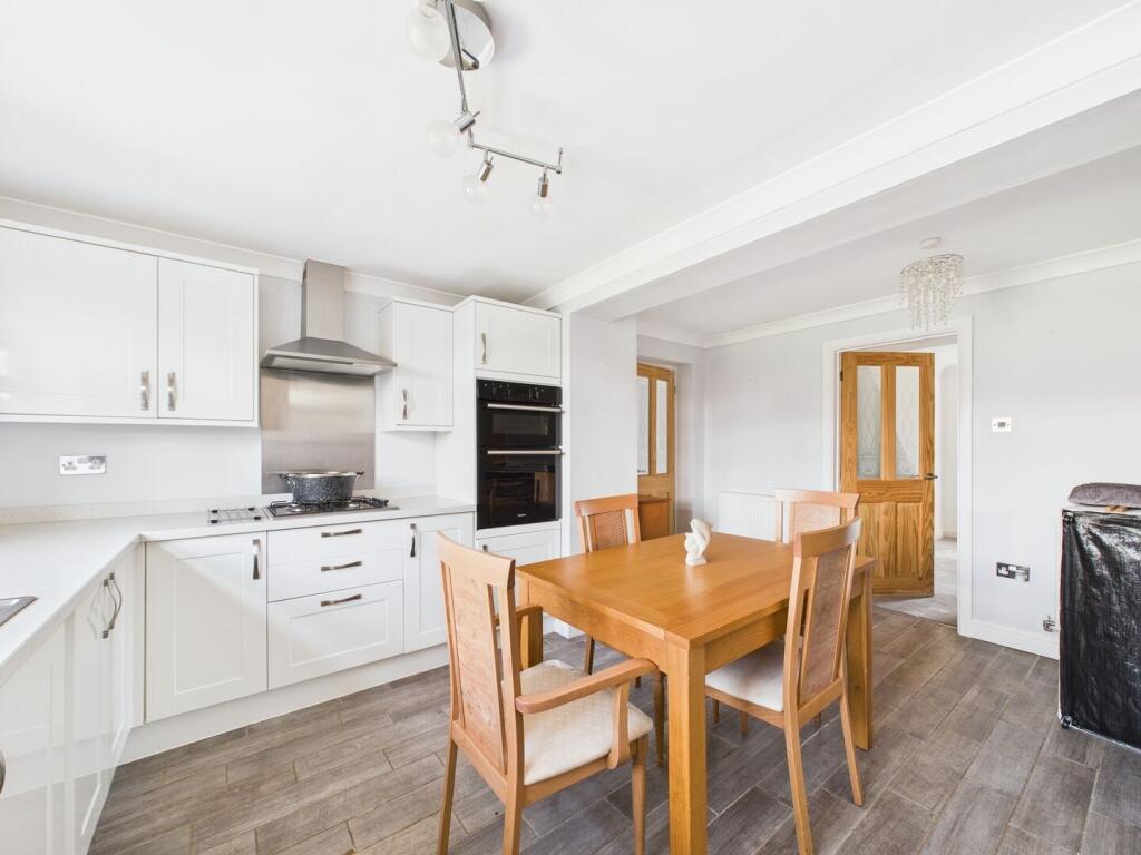 Brookhouse Way, Gnosall photo 4