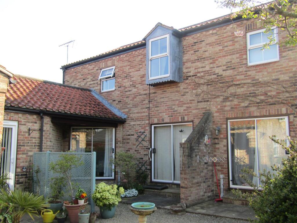 Main image of property: Fountain Court Mews, Boroughbridge, York