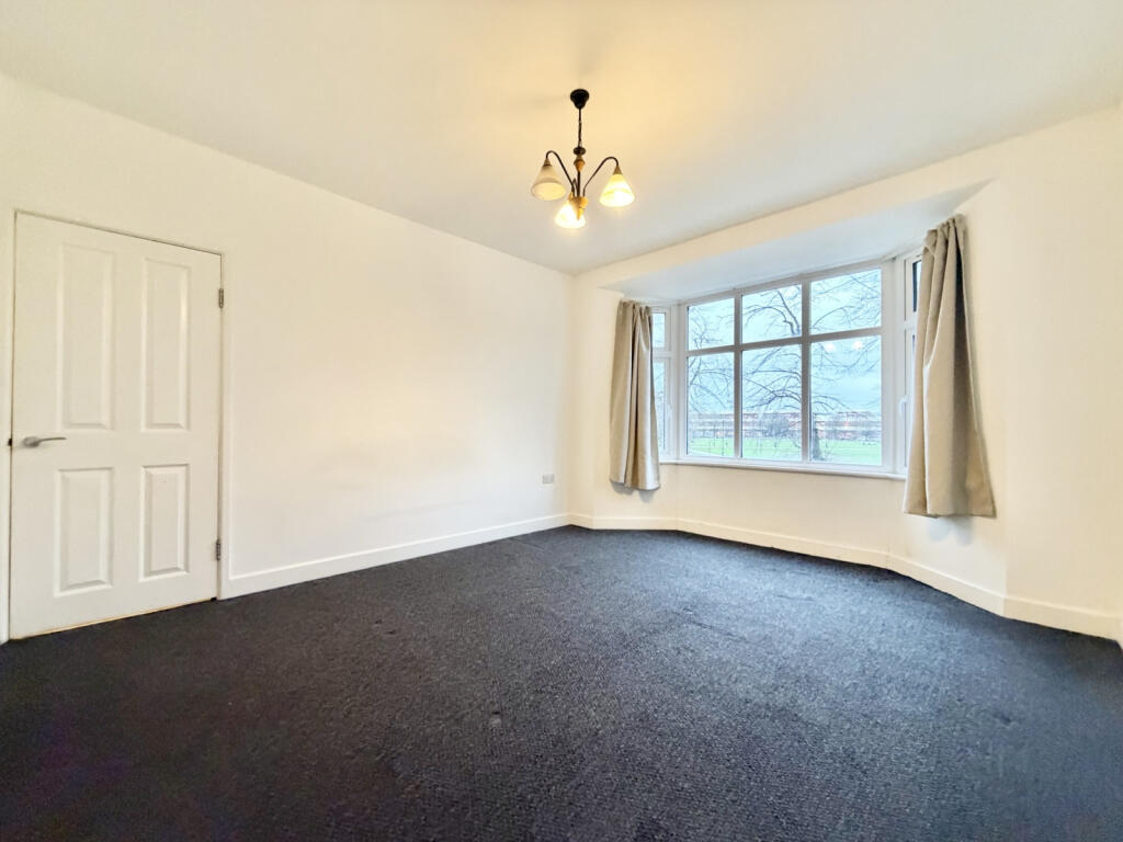 House in London - View 5