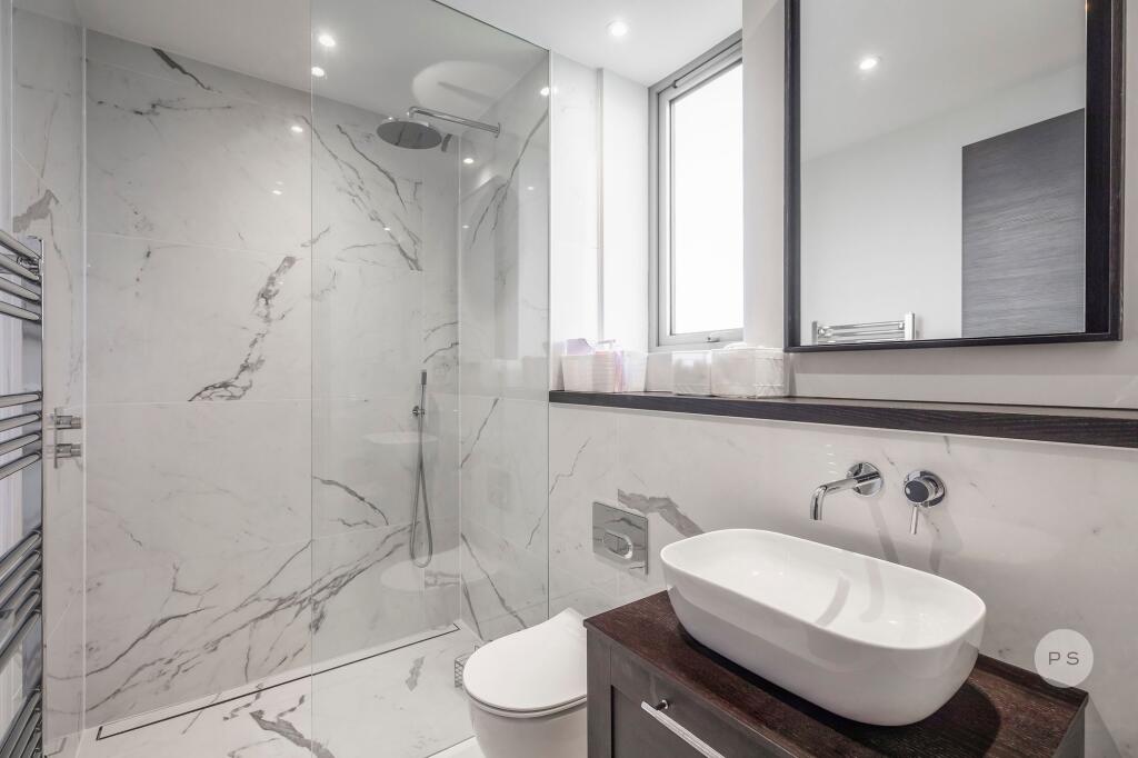 Additional image 10 of Duplex Penthouse, Altiori, Lower Parkstone, Poole, BH14