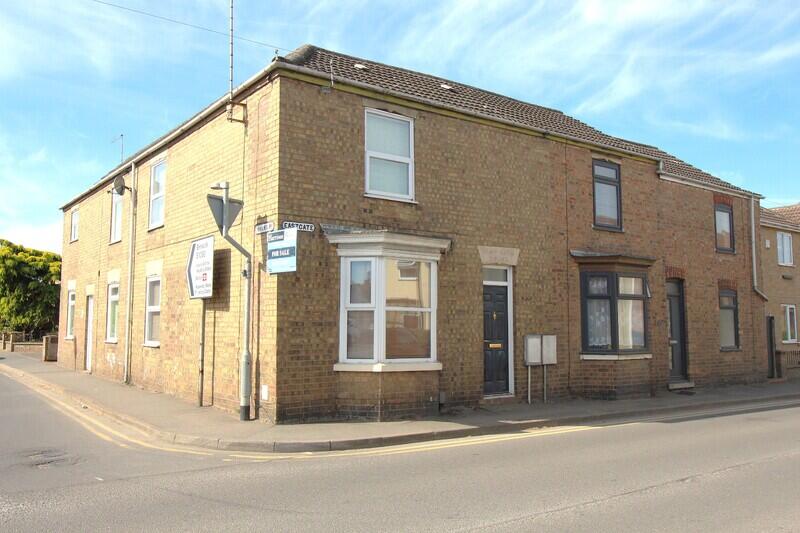 2-bed terraced on Eastgate, Whittlesey, Cambs, £167,500