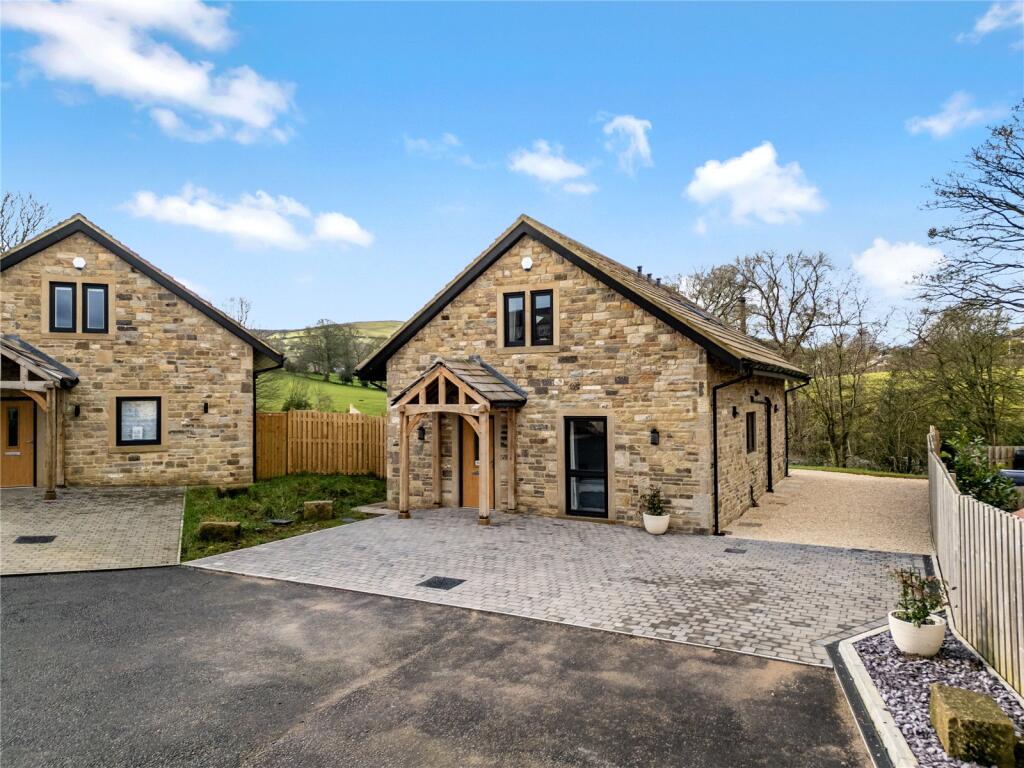 Crow Foot Fold, Barnoldswick, Lancashire, BB18 photo 4