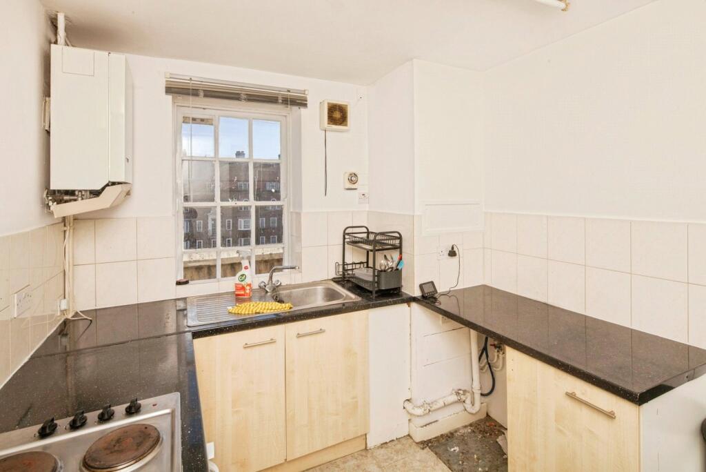 Main image of property: Albion Avenue, London, SW8