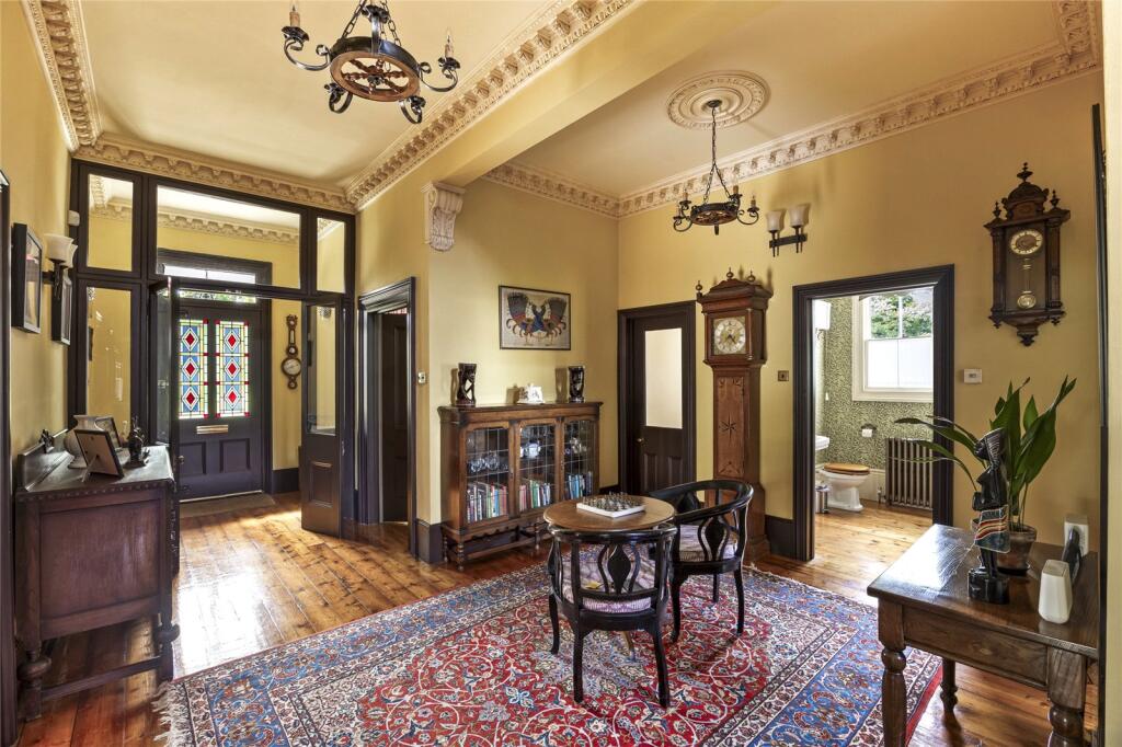 House in Burgess Hill, World's End - View 2