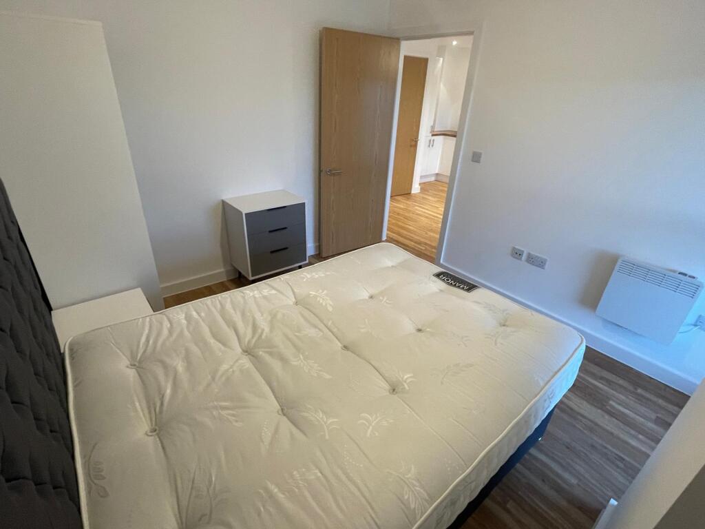 Apartment in Manchester - View 5