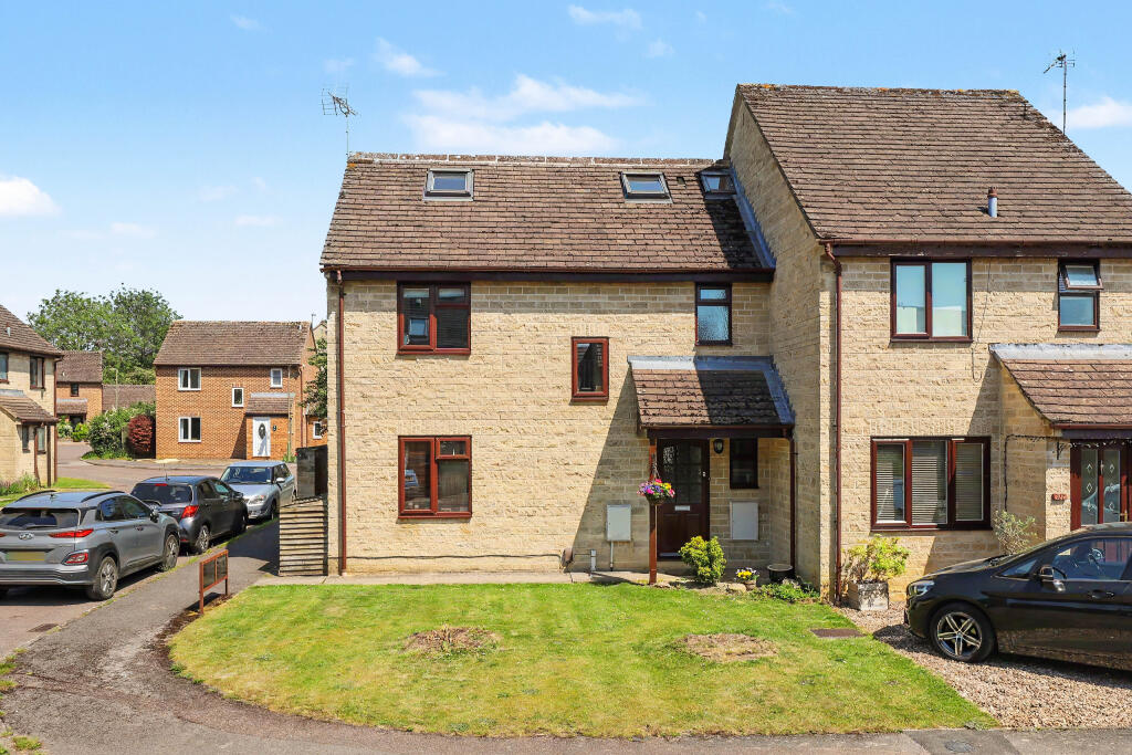 House in West Oxfordshire, Cogges, Witney