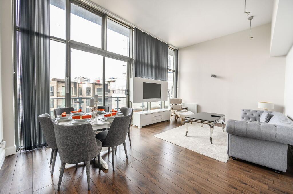 City Road, Old Street, London, EC1V – další