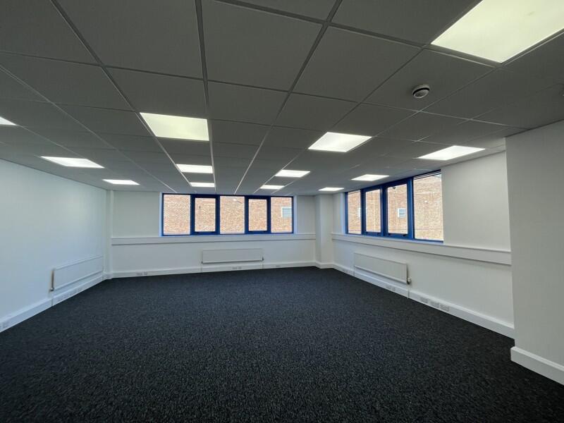Additional image 3 of Unit 4, Apex Point, Travellers Lane, North Mymms, Hatfield, Hertfordshire