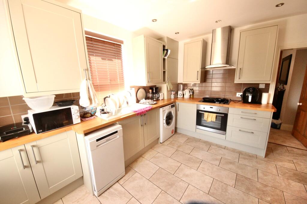 Apartment in York, The Groves, Bell Farm - View 3