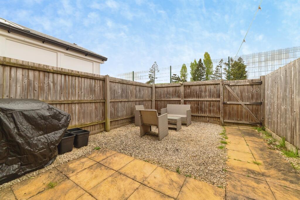 Additional image 12 of Peregrine Way, Hatfield