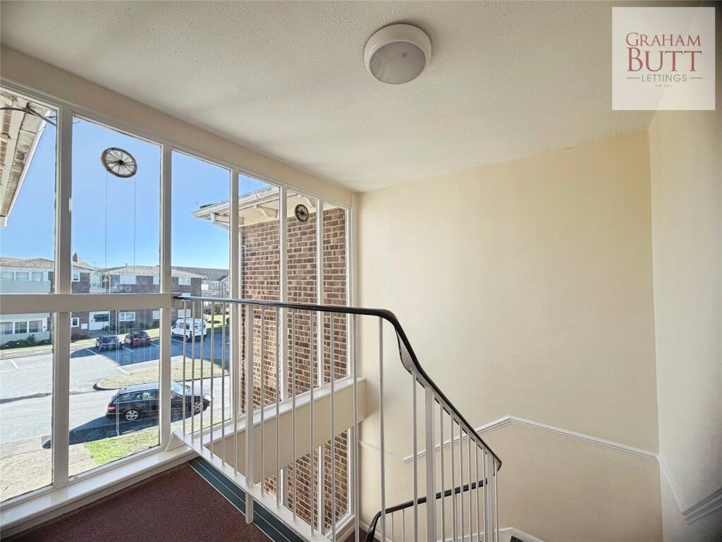 Apartment in Brighton - View 4