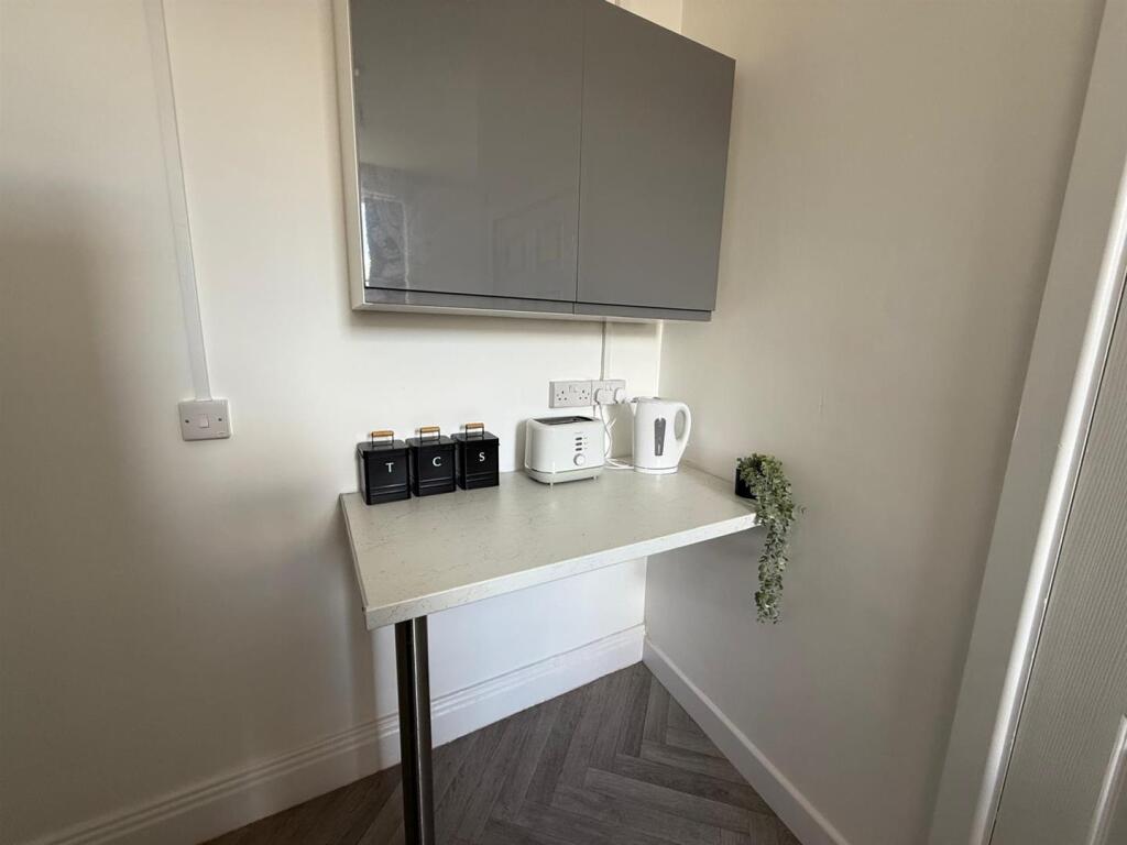 House in Nottingham - View 4