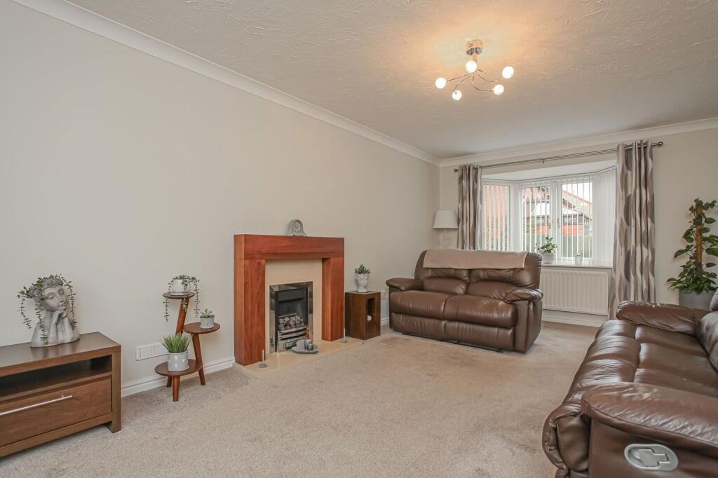 Woburn Close, Banbury photo 4