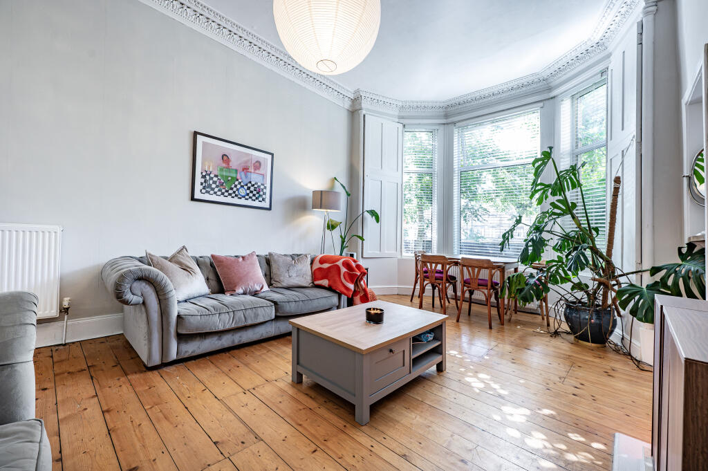Apartment in Glasgow, The Drives, Dennistoun - View 4