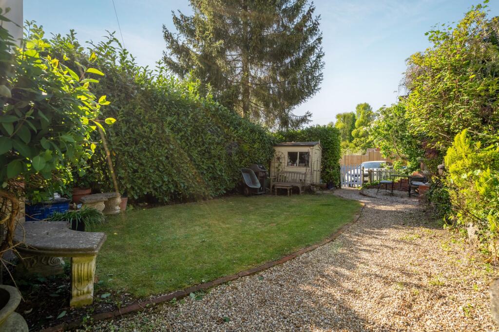 House in Slough, Sunninghill and Ascot - View 4
