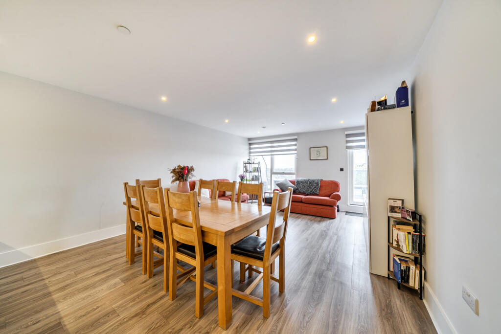 Apartment in London - View 4