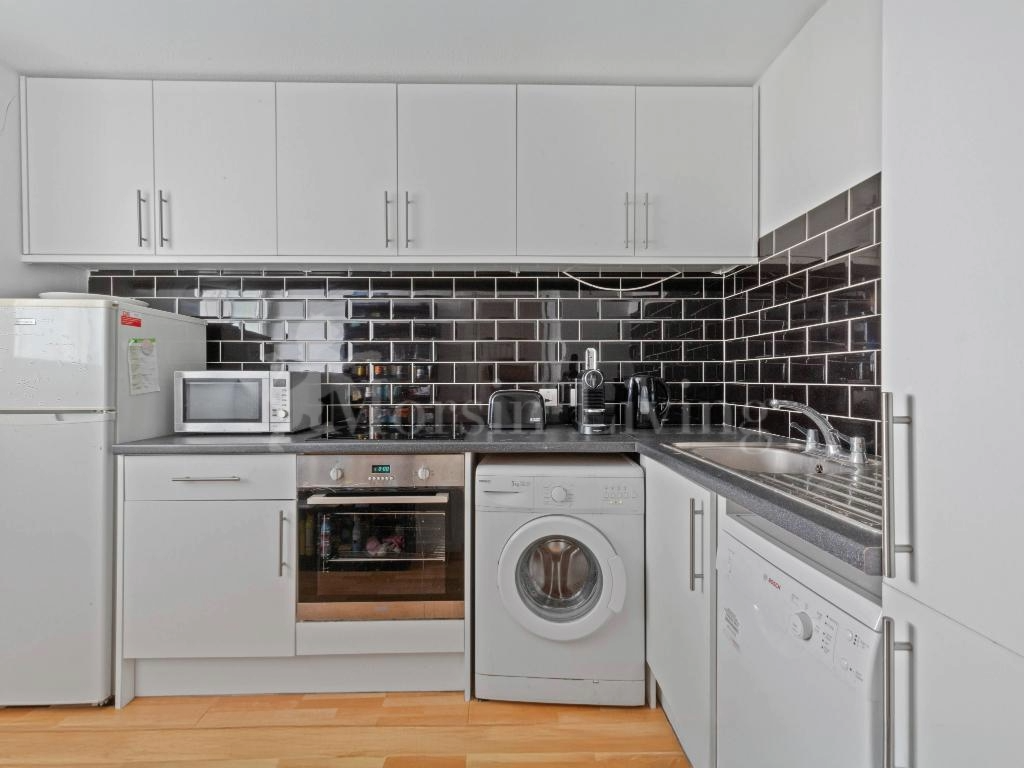 Walham Green Court, London, SW6 photo 3
