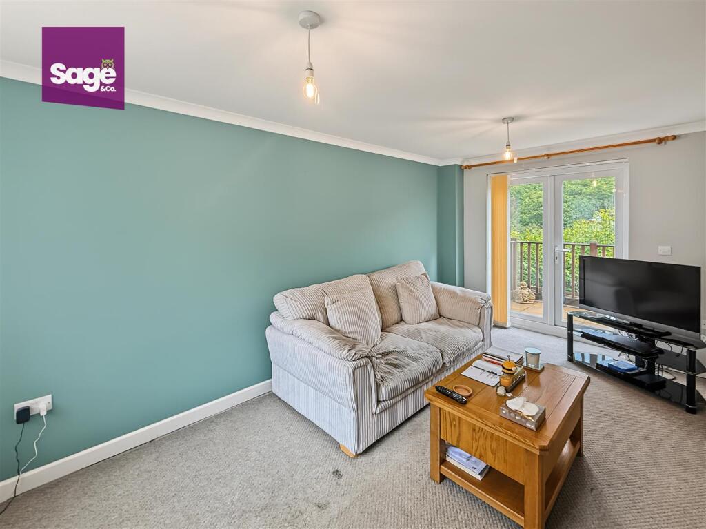 House in Newbridge, Caerphilly - View 2