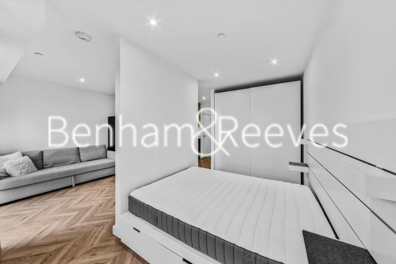 Main image of property: Royal Exchange, Kingston, KT1