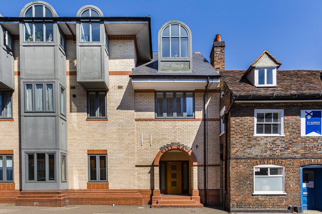 Main image of property: Victoria Street, St Albans, AL1