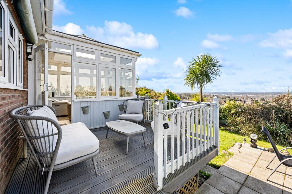 House in Poole, Foxholes - More