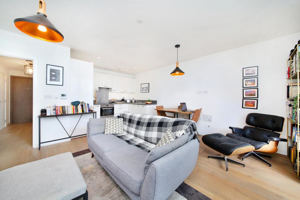 Apartment in London - View 2