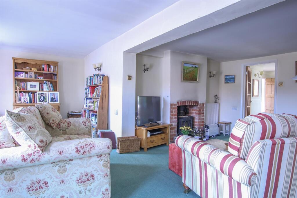 Post Office Road, Knodishall, Saxmundham photo 3