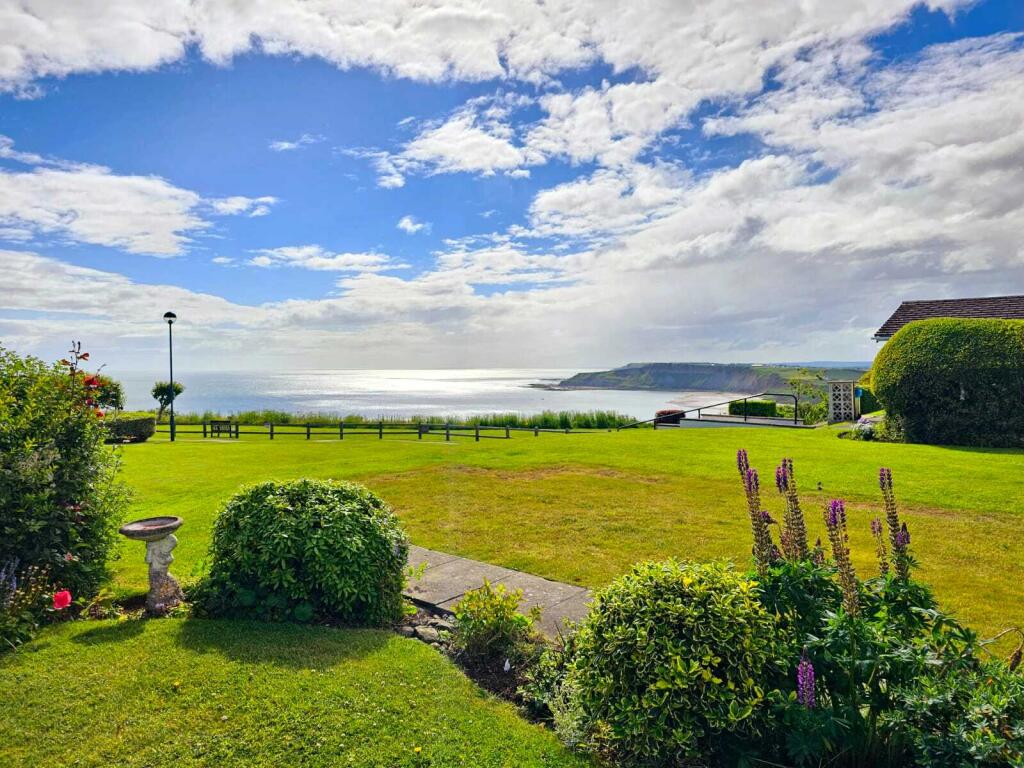 Knipe Point Drive, Osgodby, Scarborough, North Yorkshire photo 2