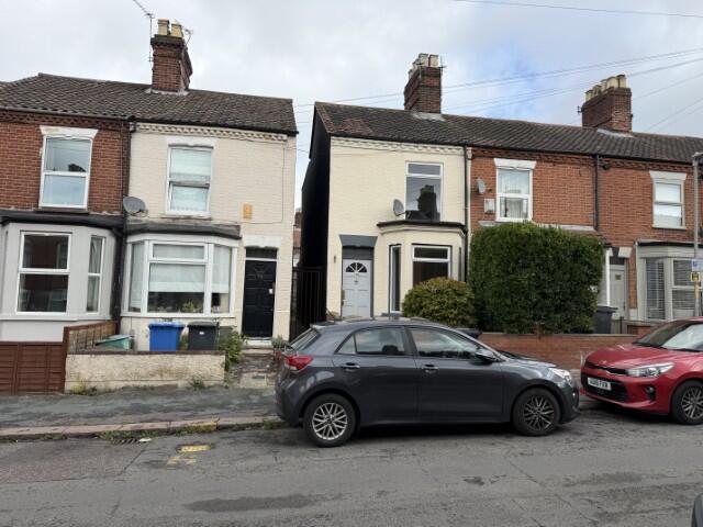 Main image of property: 119 Beaconsfield Road, Norwich, Norfolk NR3 4AB