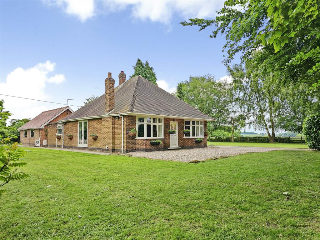Main image of property: Foxwood Lane, Woodborough, Nottingham