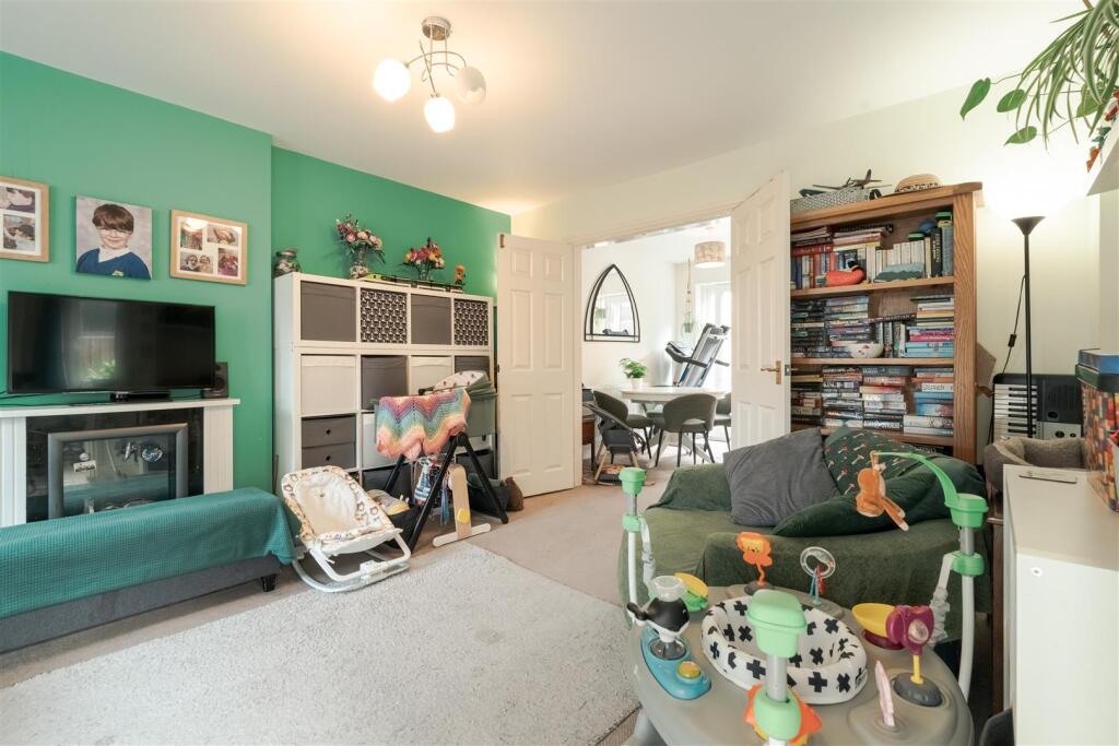 House in Lancaster, Dalton Town with Newton - View 3