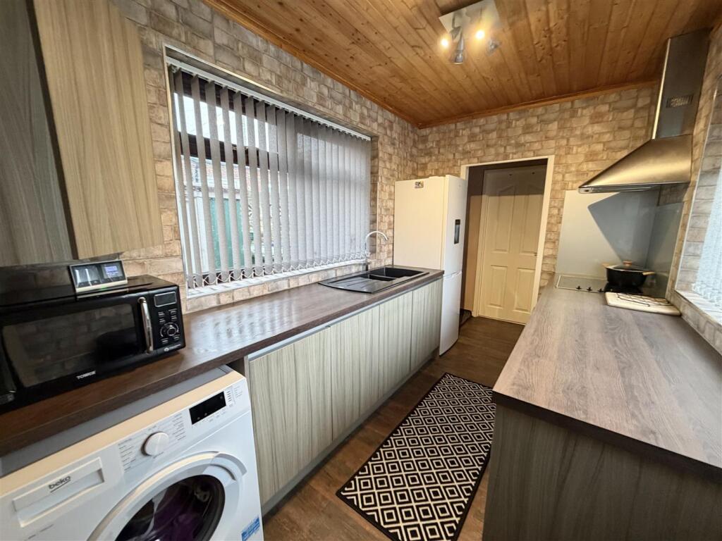 House in Houghton-le-Spring, Houghtonside - View 3