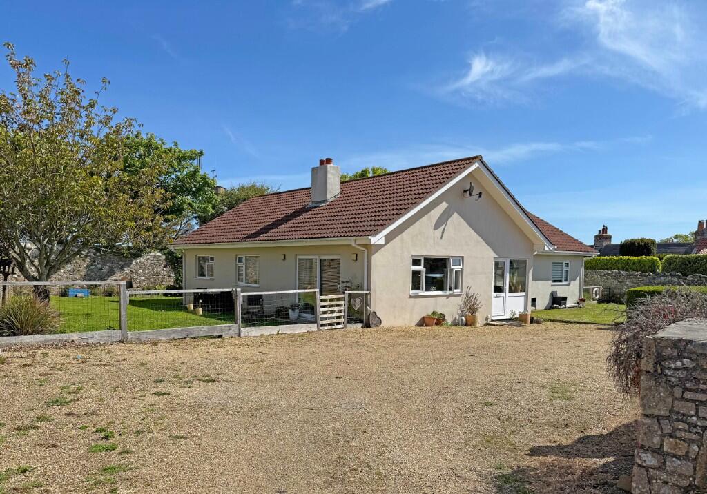 5-bed detached on 5 Les Chevaliers, Allee Es Fees, Alderney, Channel Isles, GY9, £615,000