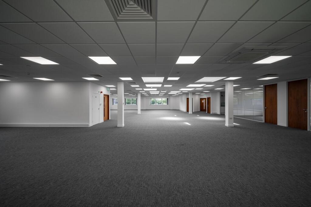 Spinnaker House First Floor Internal 8.jpg