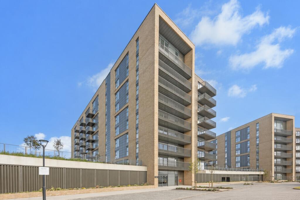 Main image of property: Flagstaff Road, Reading, Berkshire, RG2