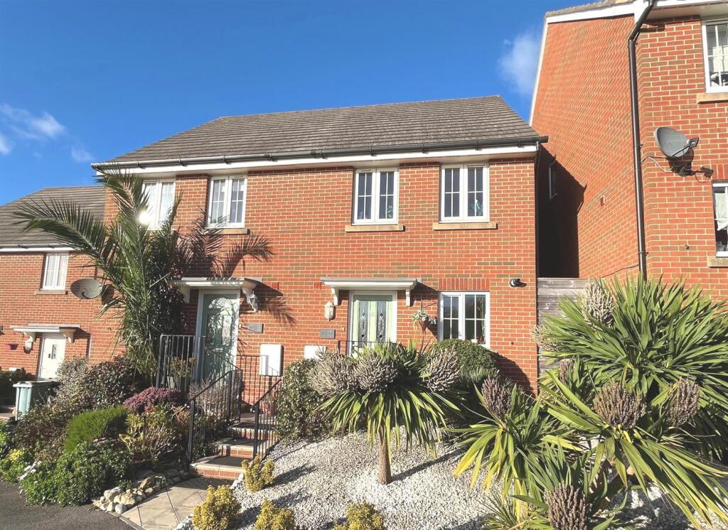 2-bed semi-detached on St. Wilfred Drive, East Cowes, £172,500