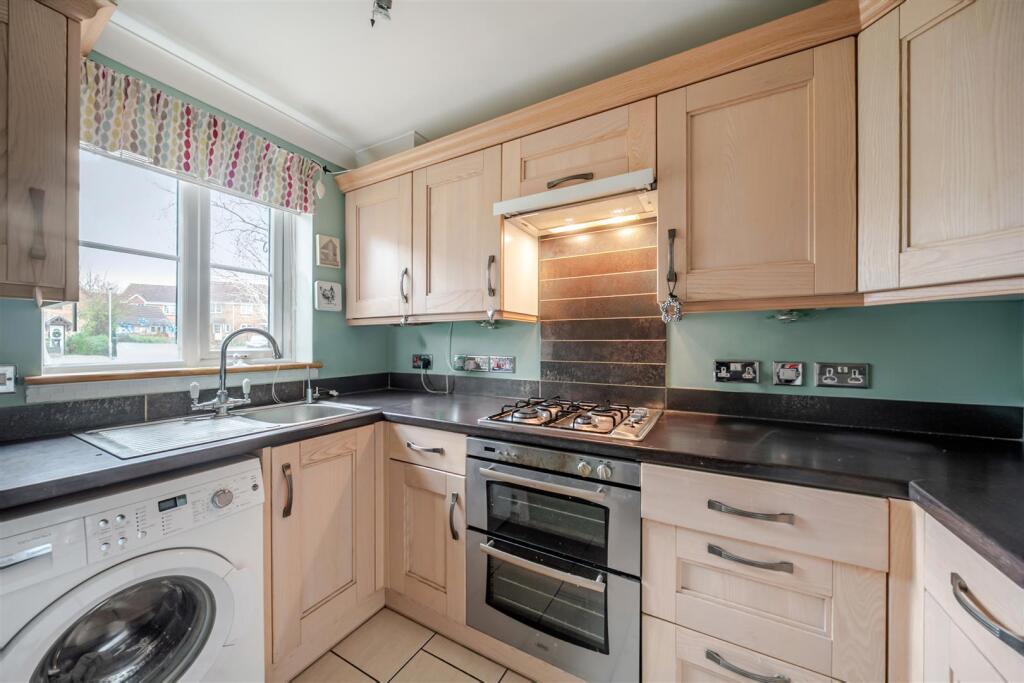 Albion Way, Verwood photo 4