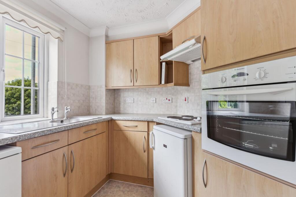 Apartment in Stevenage - More