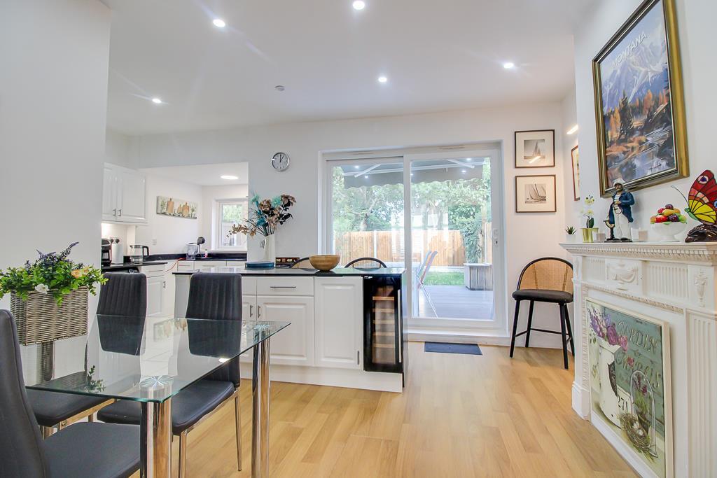 House in Southend-on-Sea - View 3