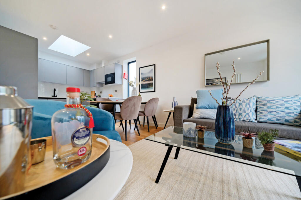 Main image of property: Longley Road, London, SW17
