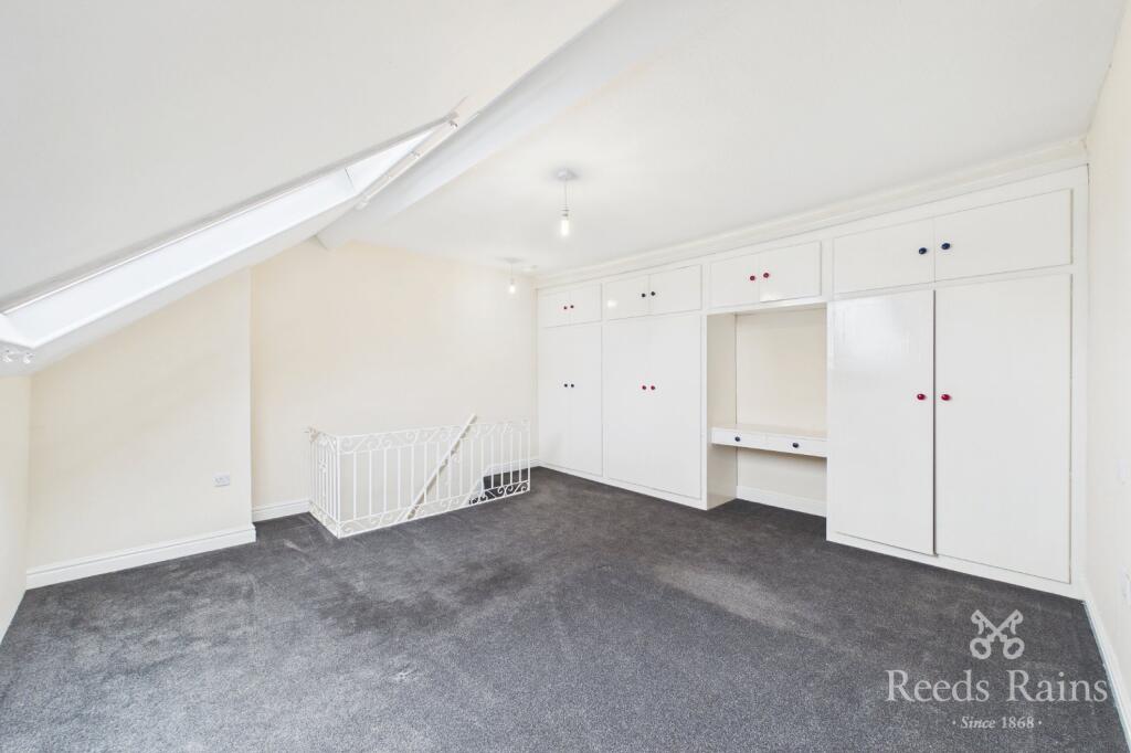 Apartment in Rotherham, Laughton Common, Thurcroft - More