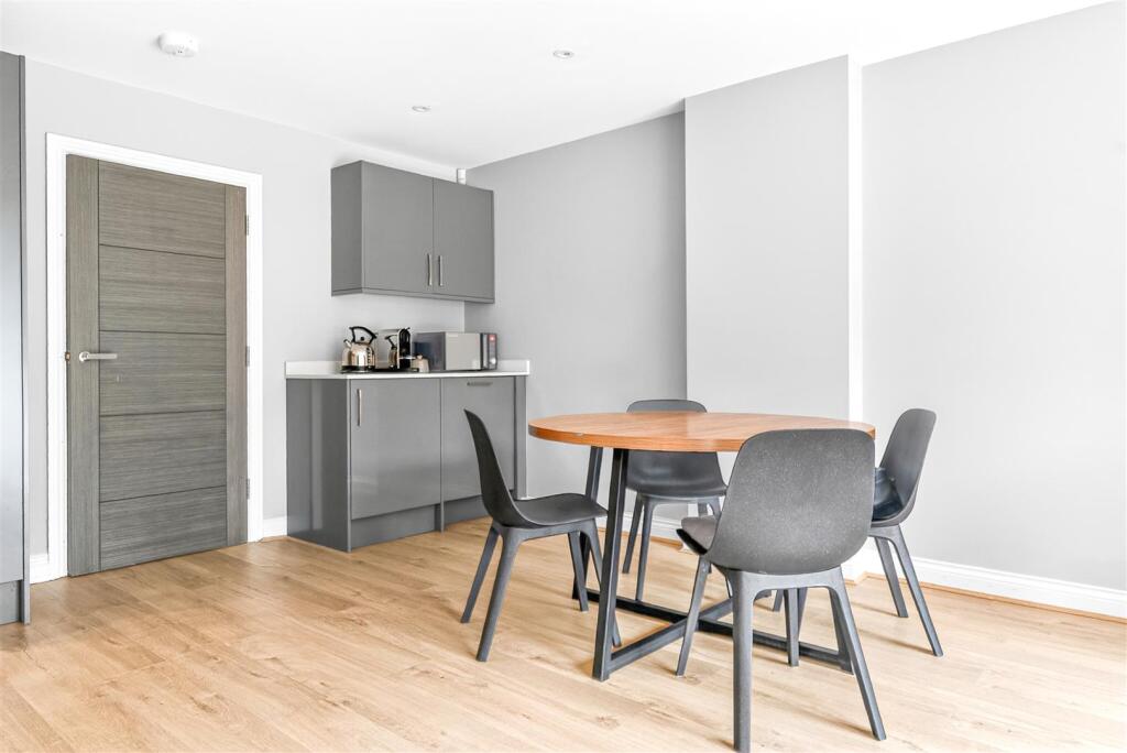 House in London - More