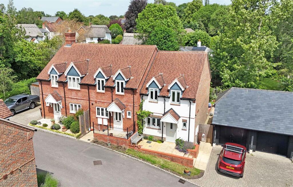 Main image of property: Long Crendon, Buckinghamshire