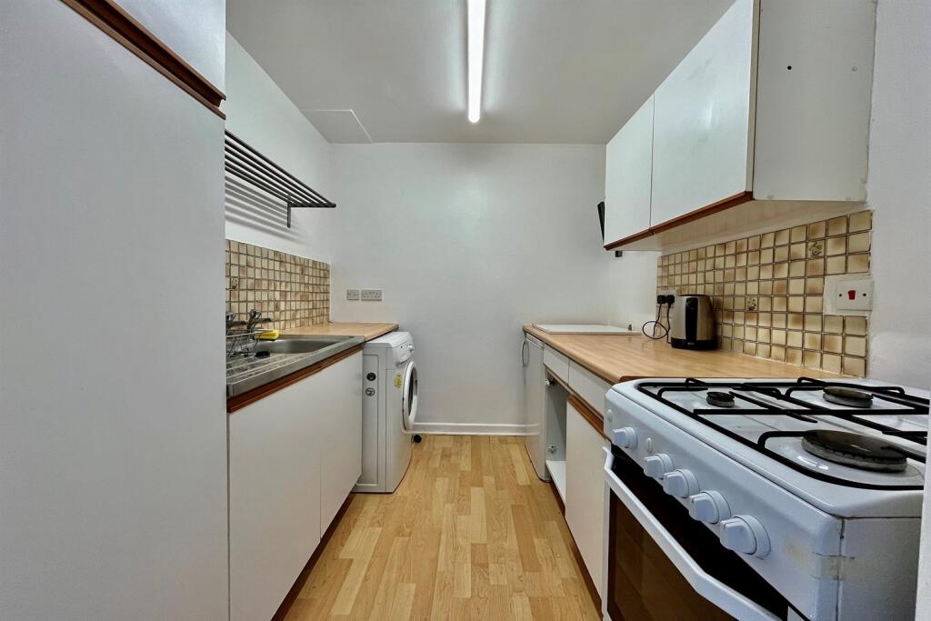 Apartment in Oxford - View 2