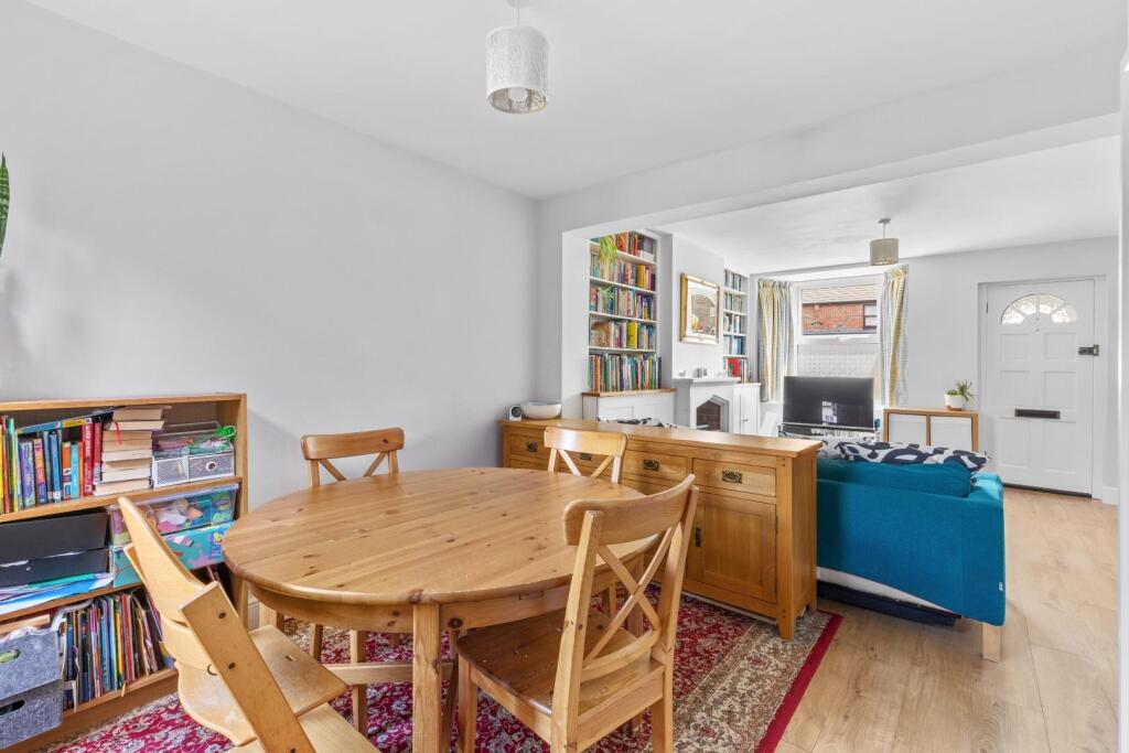 House in Chesham, Newtown - View 4