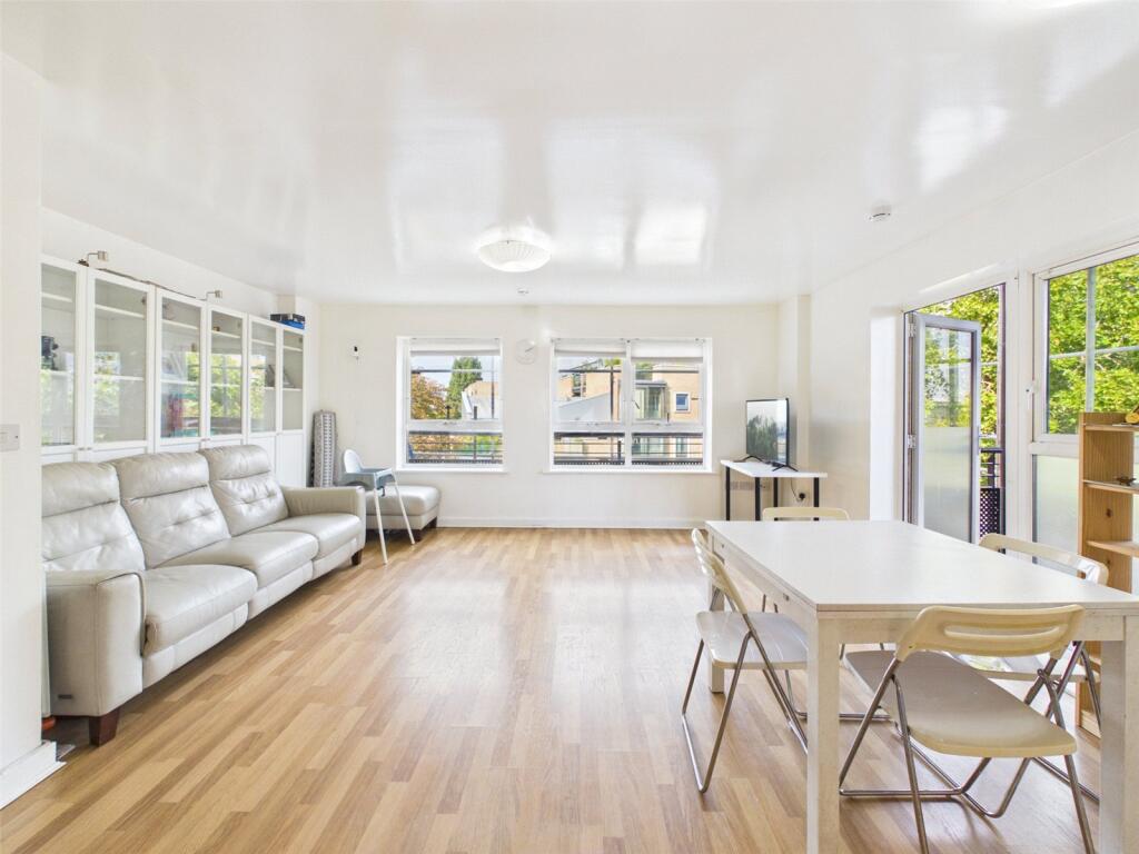 Apartment in London - View 4