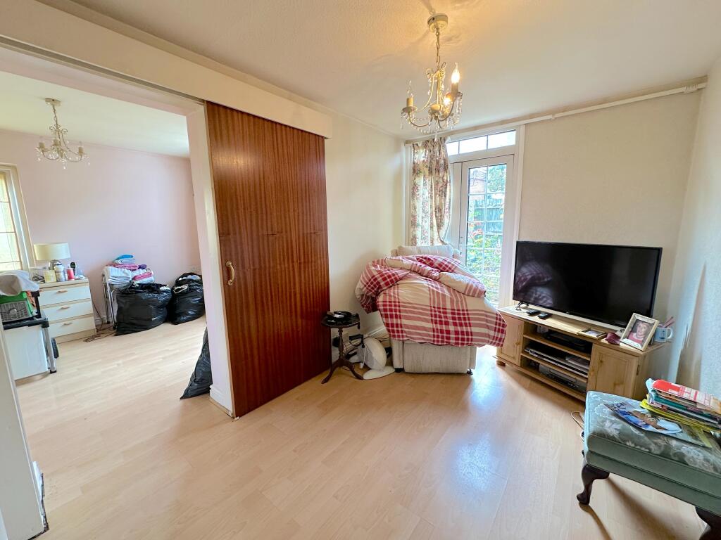 House in Dudley - View 4