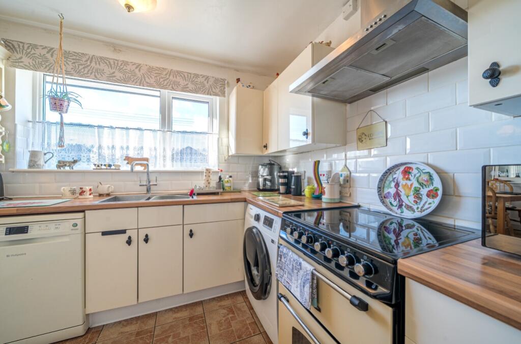 Washdyke Lane, Leasingham, Sleaford, Lincolnshire, NG34 photo 3