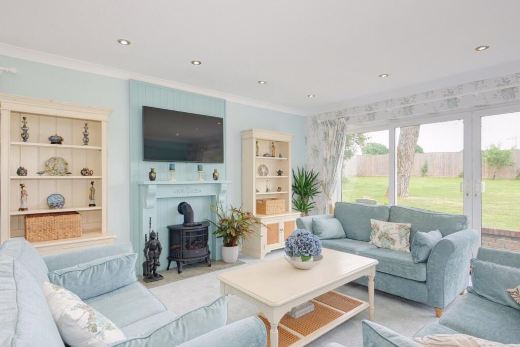 House in Wealden, Hellingly - View 4