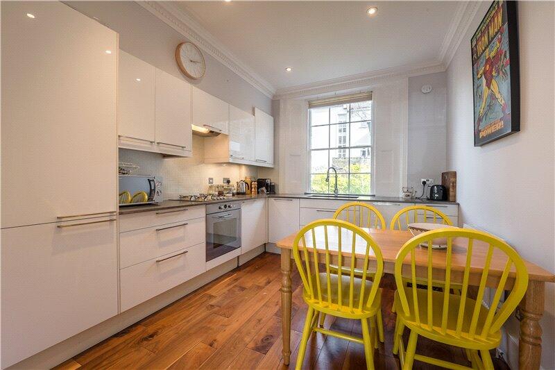 Apartment in London - View 5